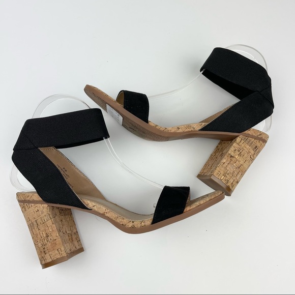 Maurices Hillary Ankle Strap Block Heel Sandal in Black - Picture 4 of 9